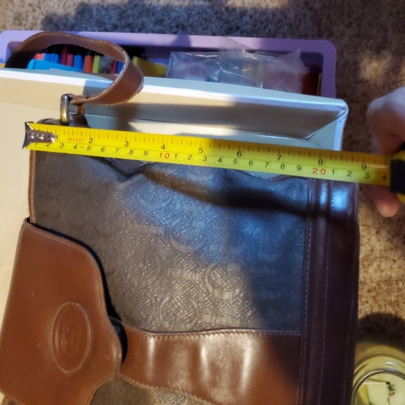 GUCCI Vintage Brown Crossbody Monogram - Picture 6 of 6